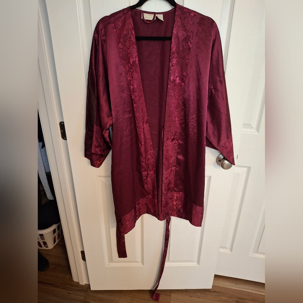 Victorias Secret Vintage Gold Label belted Robe